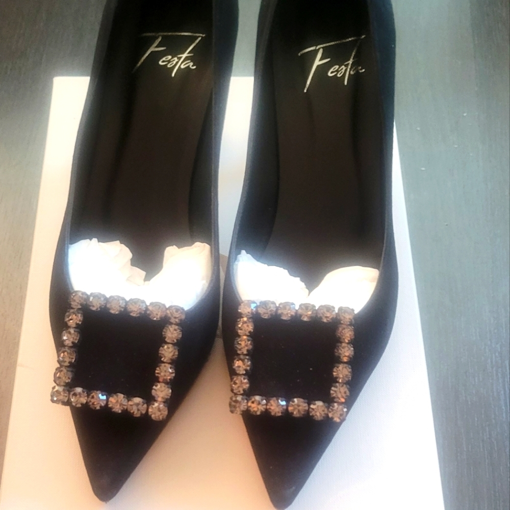 Elegant evening shoes